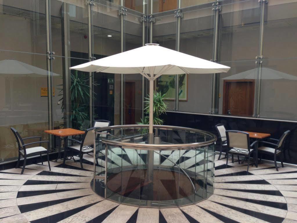 H10 Raco Del Pi Hotel Barcelona Exterior photo