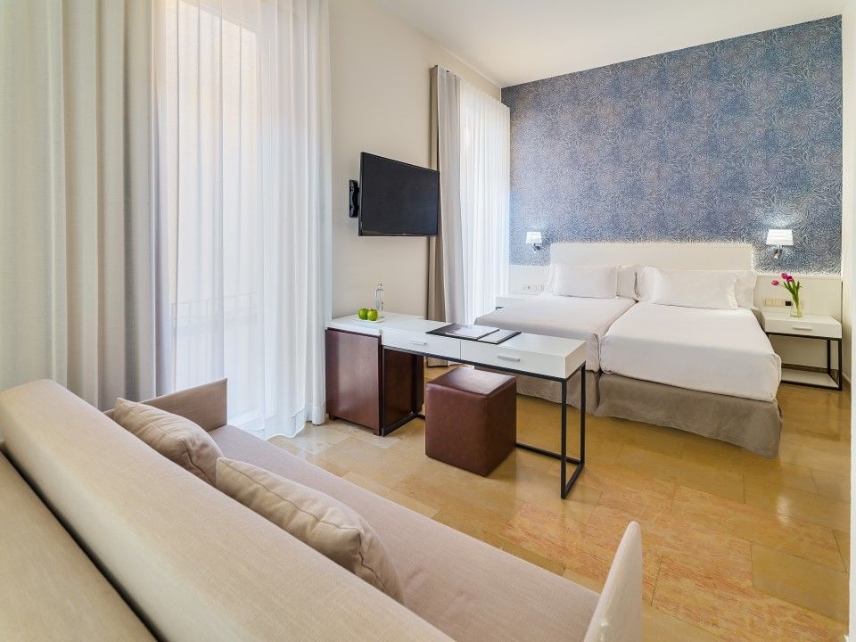 H10 Raco Del Pi Hotel Barcelona Exterior photo